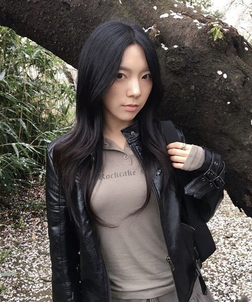 ROCKCAKE(ロックケーキ)の「Syndicate Henly Neck Top - Mocha(Tシャツ/カットソー・レディース・その他・SMALL)」の5枚目の写真