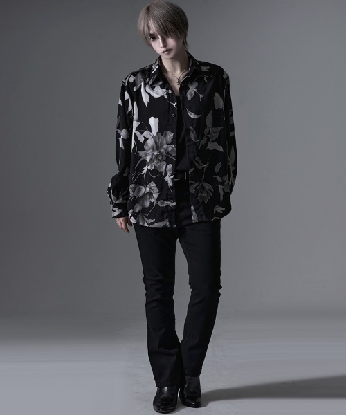 CavariA（キャバリア）の「『CavariA/キャバリア』花柄シャツ 長袖（シャツ/ブラウス・メンズ・ブラック/ブラック系1/ブラック系2・M/L）」の5枚目の写真