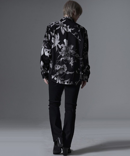 CavariA（キャバリア）の「『CavariA/キャバリア』花柄シャツ 長袖（シャツ/ブラウス・メンズ・ブラック/ブラック系1/ブラック系2・M/L）」の7枚目の写真
