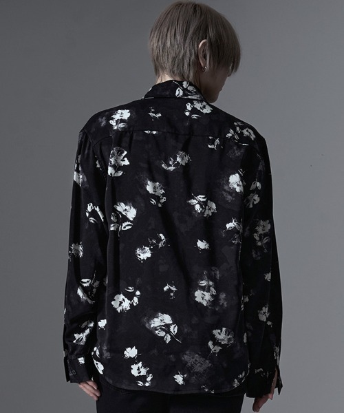 CavariA（キャバリア）の「『CavariA/キャバリア』花柄シャツ 長袖（シャツ/ブラウス・メンズ・ブラック/ブラック系1/ブラック系2・M/L）」の9枚目の写真