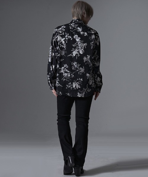 CavariA（キャバリア）の「『CavariA/キャバリア』花柄シャツ 長袖（シャツ/ブラウス・メンズ・ブラック/ブラック系1/ブラック系2・M/L）」の15枚目の写真