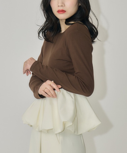 NEUNA(ヌナ)の「バックシャンバルーンペプラムトップス(Tシャツ/カットソー・レディース・ブラウン/ネイビー/ブラック・FREE)」の3枚目の写真