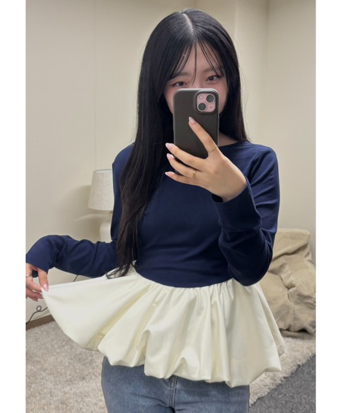 NEUNA(ヌナ)の「バックシャンバルーンペプラムトップス(Tシャツ/カットソー・レディース・ブラウン/ネイビー/ブラック・FREE)」の5枚目の写真