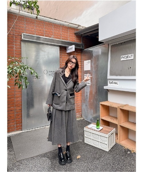I.O.E(アイオイ)の「エコレザー デイリーボリュームローファー(ローファー・レディース・ブラック・MEDIUM/SMALL/X-SMALL/LARGE)」の11枚目の写真