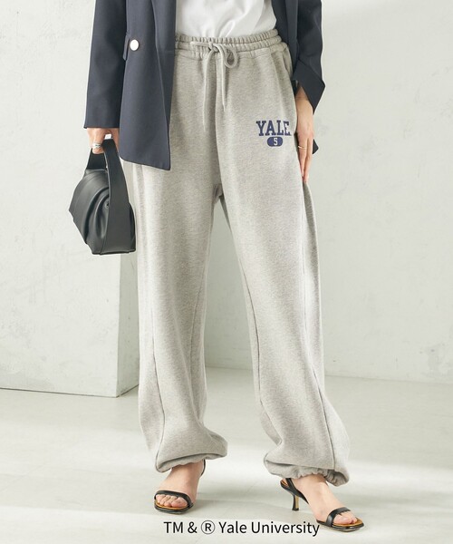 Russell Athletic(ラッセルアスレティック)の「RUSSELL ATHLETIC:〈洗濯機可能〉YALE CURVE PANTS(その他パンツ・レディース・ライトグレー/ベージュ/ネイビー・ONE SIZE)」の1枚目の写真