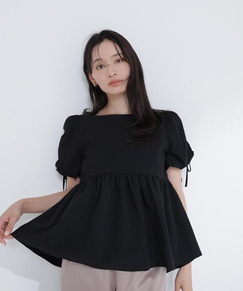 NATURAL BEAUTY BASIC（ナチュラルビューティーベーシック）の「◇ドロストギャザースリーブブラウス（シャツ/ブラウス・レディース・ブラック/オフホワイト/ブルー・FREE）」の8枚目の写真