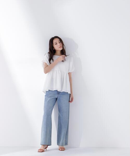 NATURAL BEAUTY BASIC（ナチュラルビューティーベーシック）の「◇ドロストギャザースリーブブラウス（シャツ/ブラウス・レディース・ブラック/オフホワイト/ブルー・FREE）」の19枚目の写真