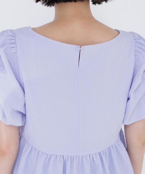 NATURAL BEAUTY BASIC(ナチュラルビューティーベーシック)の「◇ドロストギャザースリーブブラウス(シャツ/ブラウス・レディース・ブラック/オフホワイト/ブルー・FREE)」の5枚目の写真