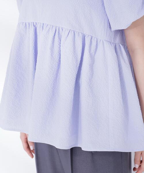 NATURAL BEAUTY BASIC(ナチュラルビューティーベーシック)の「◇ドロストギャザースリーブブラウス(シャツ/ブラウス・レディース・ブラック/オフホワイト/ブルー・FREE)」の7枚目の写真