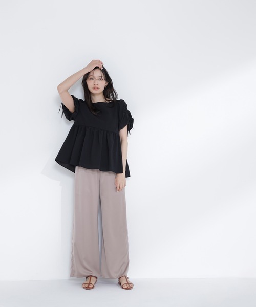 NATURAL BEAUTY BASIC（ナチュラルビューティーベーシック）の「◇ドロストギャザースリーブブラウス（シャツ/ブラウス・レディース・ブラック/オフホワイト/ブルー・FREE）」の12枚目の写真