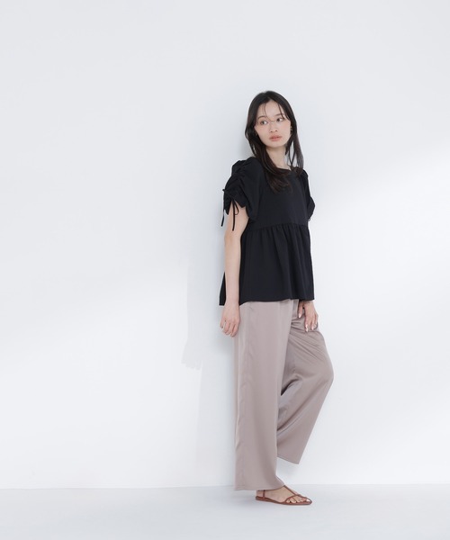 NATURAL BEAUTY BASIC（ナチュラルビューティーベーシック）の「◇ドロストギャザースリーブブラウス（シャツ/ブラウス・レディース・ブラック/オフホワイト/ブルー・FREE）」の18枚目の写真