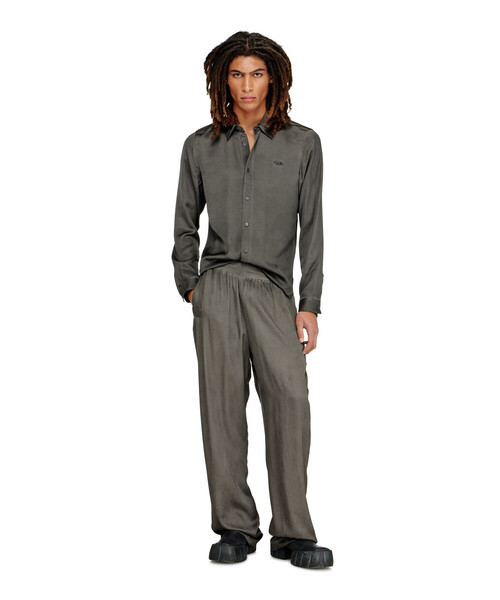 DIESEL(ディーゼル)の「メンズ シャツ S-KINNY-ALBG(シャツ/ブラウス・メンズ・グレー系その他・46/48/50)」の2枚目の写真