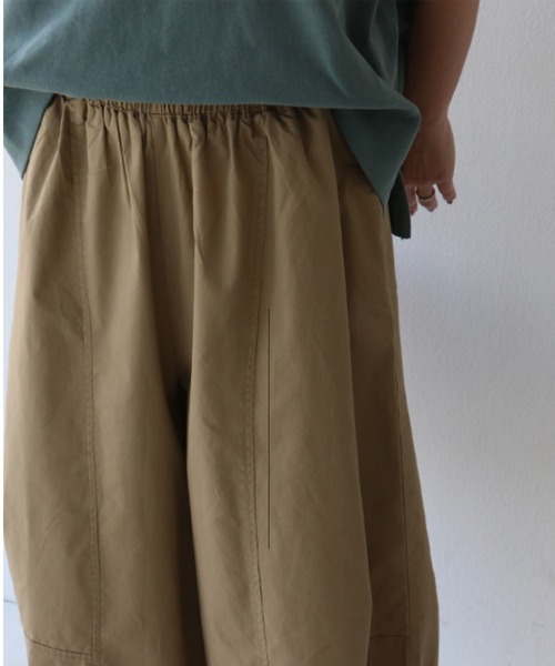 sanpo kuschel(サンポクシェル)の「〈全2色〉足元コーデを楽しむパンツ(その他パンツ・レディース・ブラック/ベージュ・FREE)」の10枚目の写真