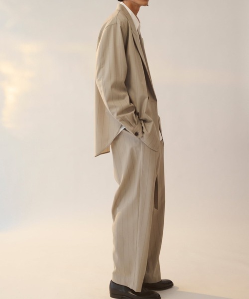UJOH（ウジョー）の「【UJOH HOMME/ウジョー】Peaked Lapel Collar Shirt JKT / 2/72 ｳｰﾙﾄﾛﾋﾟﾝｽﾄﾗｲﾌﾟ / M732-J50-102（テーラードジャケット・メンズ・グレー/ブラウン・4/5）」の5枚目の写真