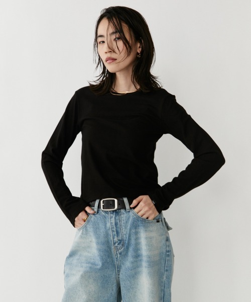 VION(ヴィオン)の「ソフトブラッシュドロングスリーブティー / Soft Brushed Long Sleeve TEE(Tシャツ/カットソー・レディース・ブラック/ベージュ・FREE)」の9枚目の写真