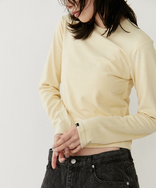 VION(ヴィオン)の「ソフトブラッシュドロングスリーブティー / Soft Brushed Long Sleeve TEE(Tシャツ/カットソー・レディース・ブラック/ベージュ・FREE)」の4枚目の写真