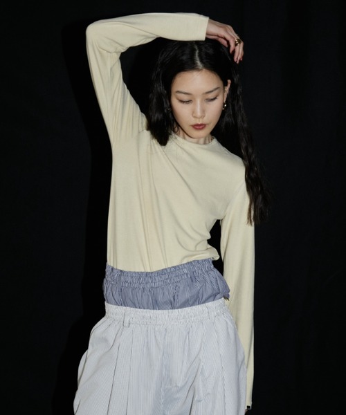 VION(ヴィオン)の「ソフトブラッシュドロングスリーブティー / Soft Brushed Long Sleeve TEE(Tシャツ/カットソー・レディース・ブラック/ベージュ・FREE)」の15枚目の写真