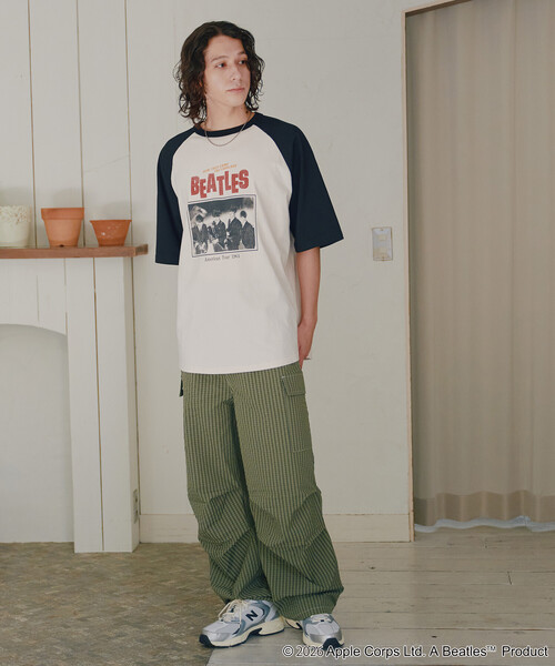 FREAK'S STORE(フリークスストア)の「限定展開 THE BEATLES/ザ ビートルズ ビッグシルエット フォトプリント ラグランTシャツ / ツアーTEE(Tシャツ/カットソー・メンズ・ホワイト/オフホワイト・MEDIUM/X-LARGE/LARGE)」の20枚目の写真