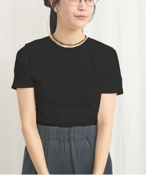 fig London(フィグロンドン)の「eyelet tereko short sleeve(Tシャツ/カットソー・レディース・ブラック/ホワイト・FREE)」の2枚目の写真