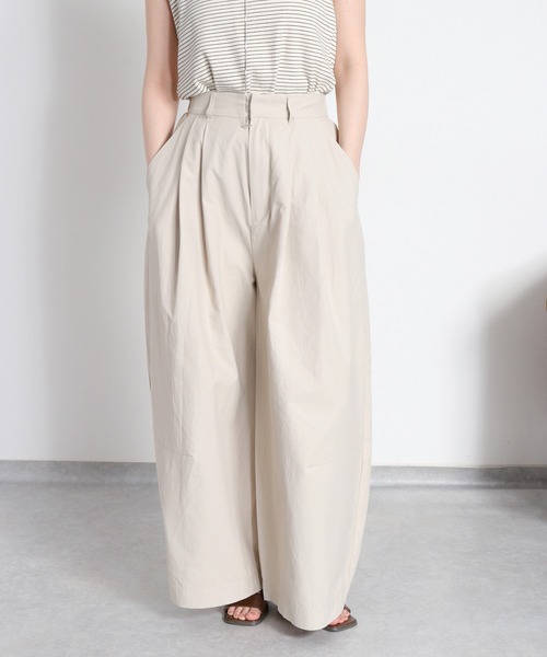 cepo（セポ）の「2タック カーブワイドイージーパンツ / コットンナイロン（その他パンツ・レディース・ブラック/ベージュ/オリーブ・M/L/S）」の3枚目の写真