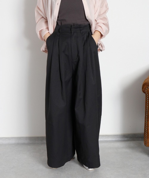 cepo（セポ）の「2タック カーブワイドイージーパンツ / コットンナイロン（その他パンツ・レディース・ブラック/ベージュ/オリーブ・M/L/S）」の2枚目の写真