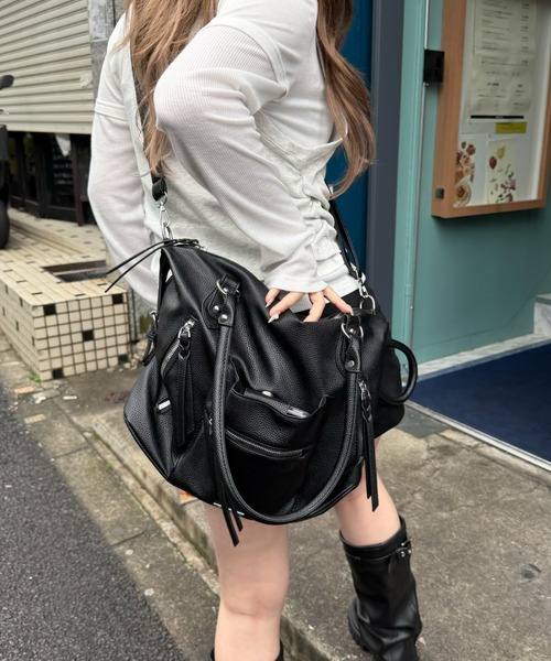 RAY CASSIN(レイカズン)の「【A4サイズ収納可能 / 大容量】ビッグショルダーバッグ(ショルダーバッグ・レディース・アイボリー/ブラック/ブラウン・FREE)」の18枚目の写真