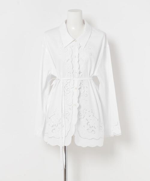 URBAN RESEARCH(アーバンリサーチ)の「カットワーク刺繍シャツ(シャツ/ブラウス・レディース・ホワイト/ブラック・FREE)」の11枚目の写真