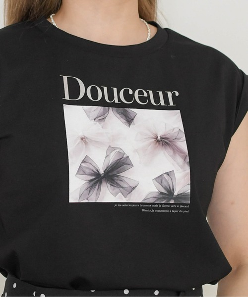 31 Sons de mode（トランテアン　ソン　ドゥ　モード）の「2026春夏新作 リボンプリントフレンチスリーブTシャツ（Tシャツ/カットソー・レディース・ブラック/オフホワイト・ﾌﾘ-）」の5枚目の写真