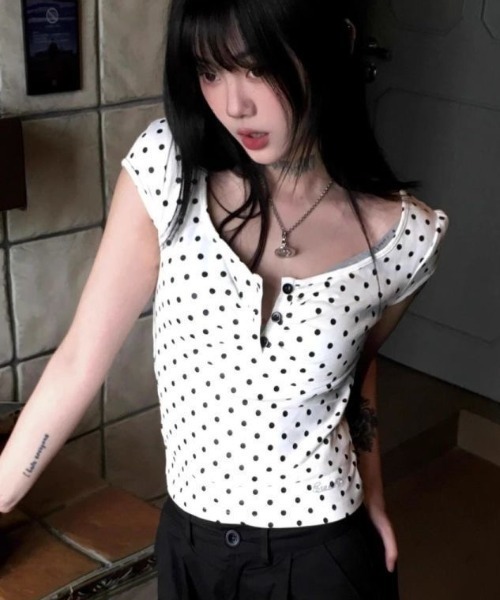 ViViDAY(ビビデー)の「ドット柄ショートtシャツ(Tシャツ/カットソー・レディース・ピンク/ホワイト・M)」の20枚目の写真