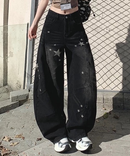 Alvia(アルビア)の「スター柄デニムパンツ(デニムパンツ・レディース・ブラック・L/M/S)」の10枚目の写真