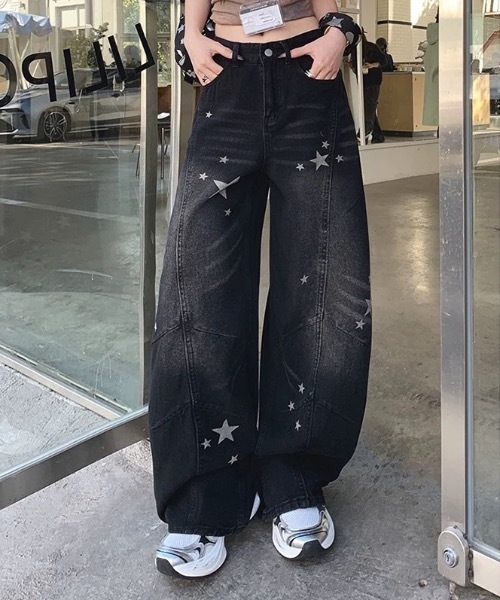 Alvia(アルビア)の「スター柄デニムパンツ(デニムパンツ・レディース・ブラック・L/M/S)」の7枚目の写真