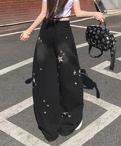 Alvia(アルビア)の「スター柄デニムパンツ(デニムパンツ・レディース・ブラック・L/M/S)」の5枚目の写真