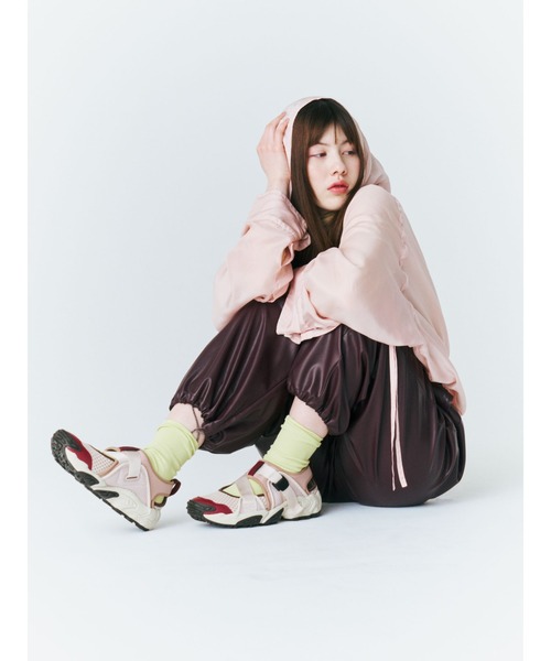 ASICS(アシックス)の「GEL-FILIMY / ゲルフィリミー(サンダル・レディース・ベージュ系その他・29/23/27/24/26.5/23.5/22.5/28/29.5/25.5/28.5/30/25/26/24.5/27.5)」の1枚目の写真