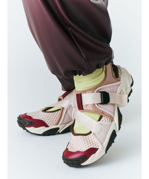 ASICS(アシックス)の「GEL-FILIMY / ゲルフィリミー(サンダル・レディース・ベージュ系その他・29/23/27/24/26.5/23.5/22.5/28/29.5/25.5/28.5/30/25/26/24.5/27.5)」の20枚目の写真