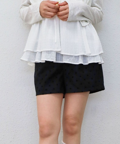 archives(アルシーヴ)の「ドットコンパクトショートパンツ(その他パンツ・レディース・ブラック/グレー・MEDIUM)」の2枚目の写真