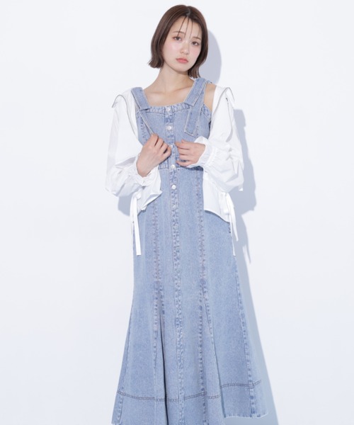 JILL by JILL STUART(ジルバイジルスチュアート)の「肩リボンデニムジャンスカ(ワンピース・レディース・ブルー/ホワイト・MEDIUM/SMALL)」の12枚目の写真