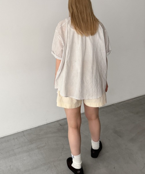 CANAL JEAN(キャナルジーン)の「COIN チェック半袖シャツ(シャツ/ブラウス・レディース・ブルー/アイボリー・ONE SIZE)」の4枚目の写真