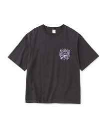 CALEE（キャリー）の「VINTAGE TYPE FLAME LOGO PINSTRIPING L/ S TEE ＜NATURALLY PAINT DESIGN＞（Tシャツ/カットソー）」