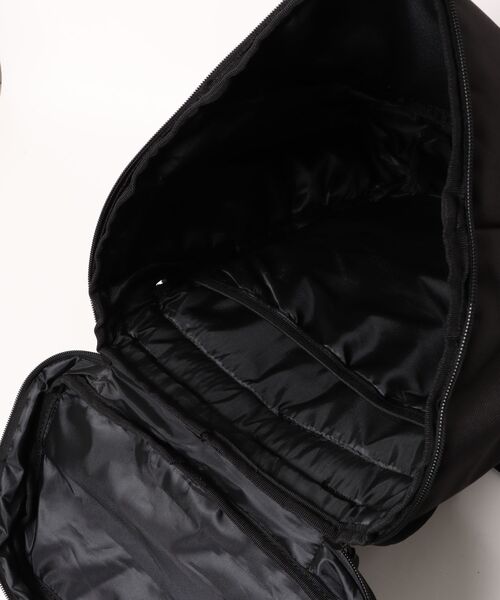 THRASHER(スラッシャー)の「THRASHER BOX SACK(バックパック/リュック・メンズ・ブラック系その他2/ブラック系その他・FREE)」の5枚目の写真