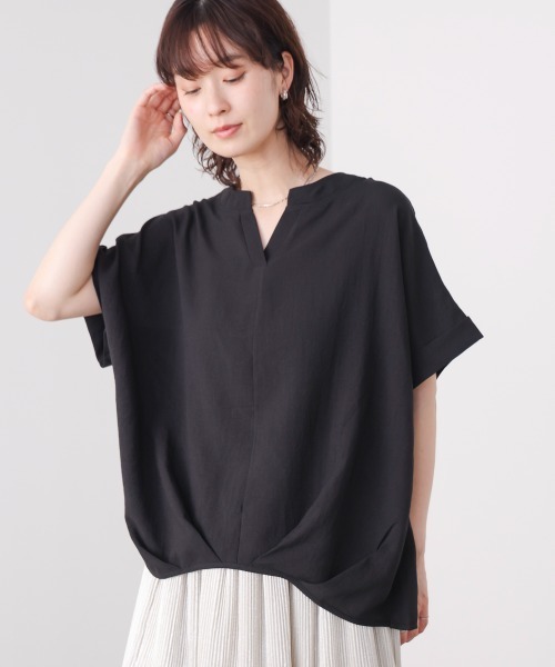 Bou Jeloud(ブージュルード)の「麻ライクキーネックプルオーバー(Tシャツ/カットソー・レディース・レッド/ブラック/ブルー/イエロー・FREE)」の2枚目の写真