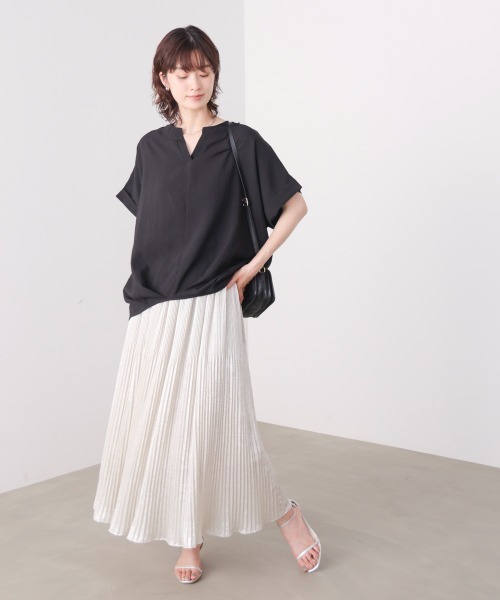 Bou Jeloud(ブージュルード)の「麻ライクキーネックプルオーバー(Tシャツ/カットソー・レディース・レッド/ブラック/ブルー/イエロー・FREE)」の22枚目の写真