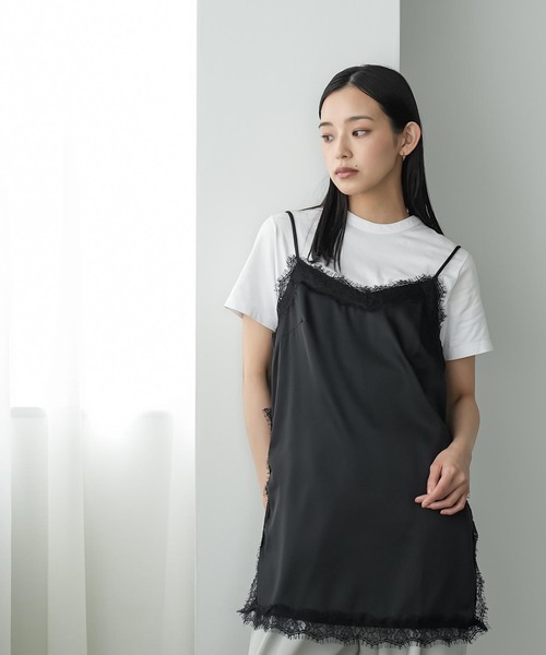 mili an deni(ミリアンデニ)の「胸元レースサテンキャミワンピース(ワンピース・レディース・ホワイト/ブラック・M)」の9枚目の写真