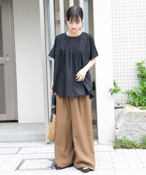 ITEMS URBANRESEARCH(アイテムズ アーバンリサーチ)の「『イージーケア/接触冷感/UVカット』SMOOTH LINEN TOUCH ワイドパンツ(その他パンツ・レディース・ベージュ/ブラウン/グリーン/チャコールグレー・FREE)」の18枚目の写真