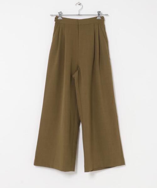 ITEMS URBANRESEARCH(アイテムズ アーバンリサーチ)の「『イージーケア/接触冷感/UVカット』SMOOTH LINEN TOUCH ワイドパンツ(その他パンツ・レディース・ベージュ/ブラウン/グリーン/チャコールグレー・FREE)」の21枚目の写真