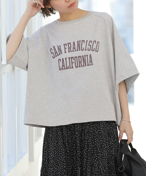 JOURNAL STANDARD relume(ジャーナルスタンダード レリューム)の「《追加》カットオフワイドロゴTee(Tシャツ/カットソー・レディース・グレー/ブラウン/ホワイト・FREE)」の3枚目の写真