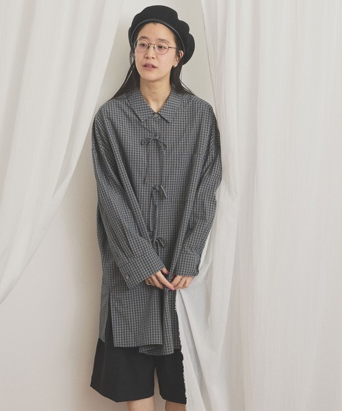 fig London(フィグロンドン)の「ribbon big shirt(シャツ/ブラウス・レディース・ベージュ/ネイビー・FREE)」の10枚目の写真