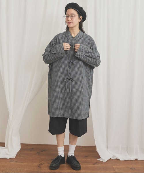 fig London(フィグロンドン)の「ribbon big shirt(シャツ/ブラウス・レディース・ベージュ/ネイビー・FREE)」の13枚目の写真