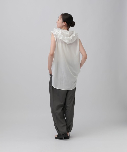 LEPSIM(レプシィム)の「イージータックバルーンパンツ 740399(その他パンツ・レディース・チャコールグレー/ベージュ/アイボリー・FREE)」の17枚目の写真