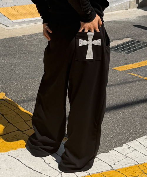 FUZZY SCAN（ファジスキャン）の「クロスパッチカーブバルーンパンツメランジ（スウェットパンツ・レディース・ライトグレー・ONE SIZE/TWO）」の8枚目の写真