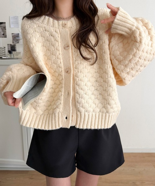 mily bilet(ミウィビレット)の「【mily bilet】甘さも着回し力も欲張って♪前後2wayぽこぽこカーディガン(カーディガン/ボレロ・レディース・ブルー/ピンク/アイボリー/ブラック・SMALL/LARGE/X-LARGE/MEDIUM)」の10枚目の写真